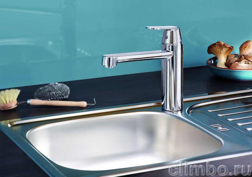 Смеситель для кухни GROHE Eurosmart Cosmopolitan со средним изливом, 30193000 — фото товара