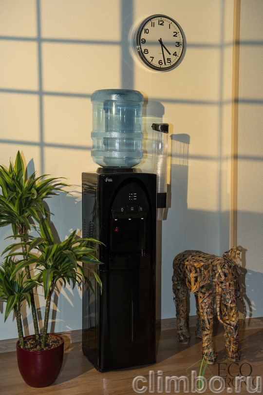 Кулер Ecotronic C4-LCE Black — фото товара