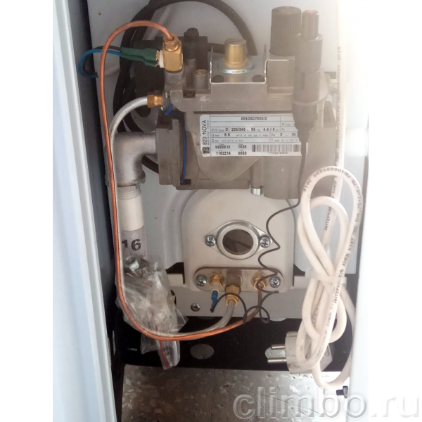 Напольный газовый котел АТЕМ Житомир Турбо КС-Г-025СН , одноконтурный — фото товара