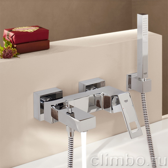 Смеситель для ванны GROHE Eurocube с душевым гарнитуром, 23141000 — фото товара