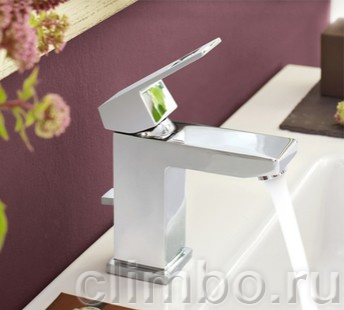 Смеситель для раковины GROHE Eurocube с цепочкой, 23131000 — фото товара